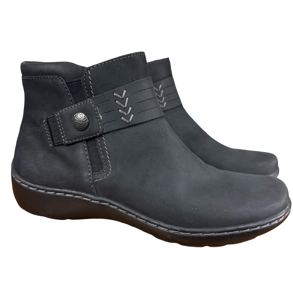 Clarks Cora Rae Oiled Leather Black Ankle Boots Booties Shoes Side Zip sz 7 M